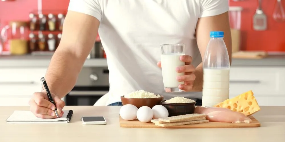 آیا لبنیات باعث چاقی و اضافهوزن میشود؟ آیا لبنیات باعث چاقی و اضافهوزن میشود؟